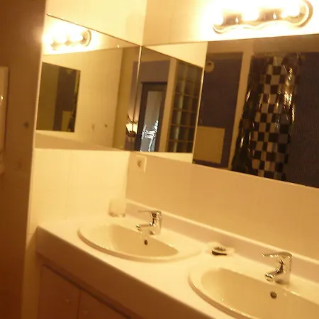 Hotel Frederic Mistral